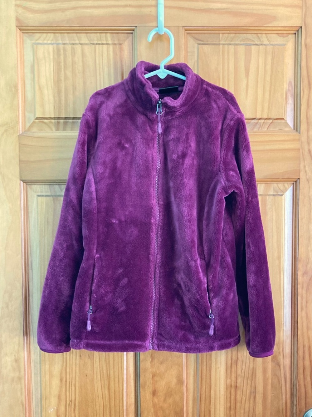 Girls size 10-12 32 Degree Heat warm, soft, and fuzzy purple zip-up coat/jacket